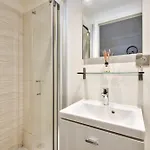 Apartment Avec Grande Terrasse Yourhosthelper *